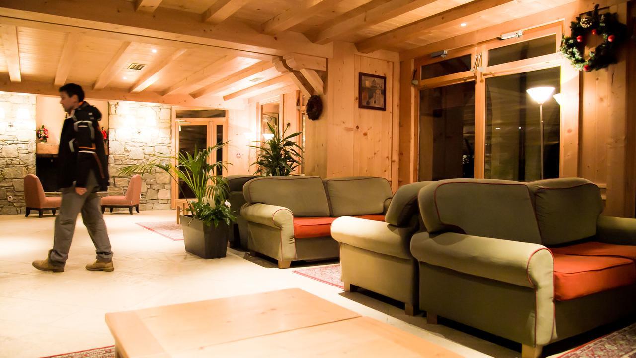 Skissim Select - Résidence Les Alpages de Val Cenis 4* by Travelski Les Champs  Exterior foto