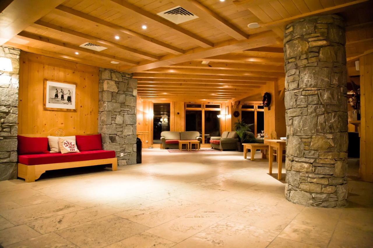 Skissim Select - Résidence Les Alpages de Val Cenis 4* by Travelski Les Champs  Exterior foto